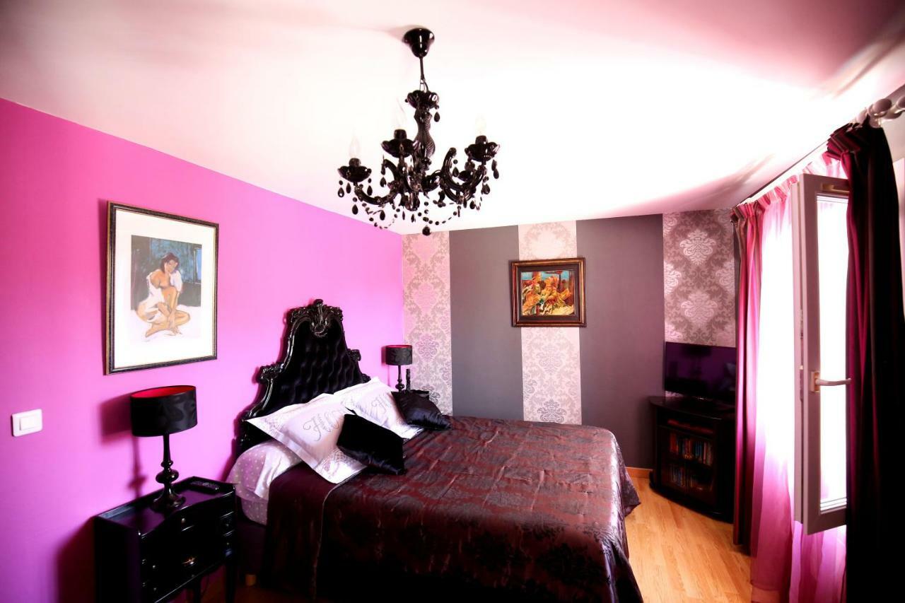 La Villa Lea Uzes Luaran gambar